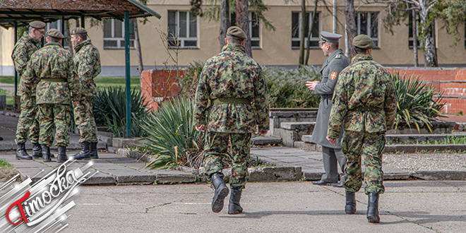 Војска, војници