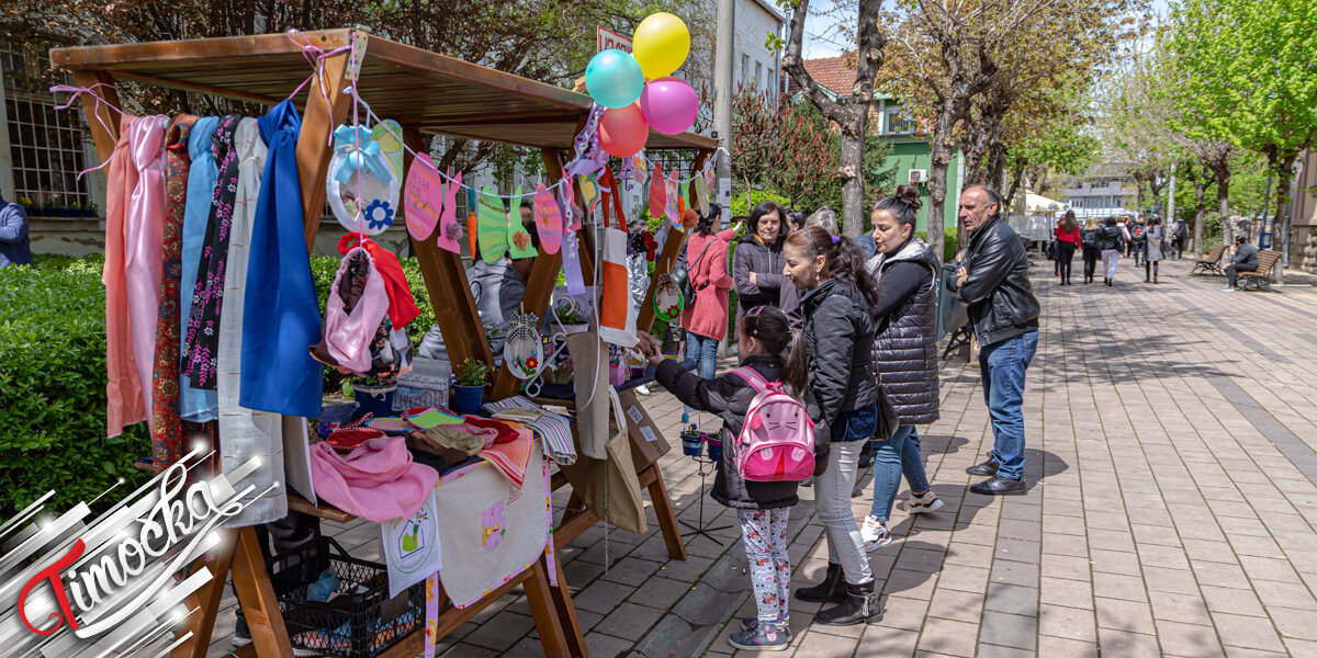 Продајна изложба радова ученика школе „Јелена Мајсторовић” у Зајечару