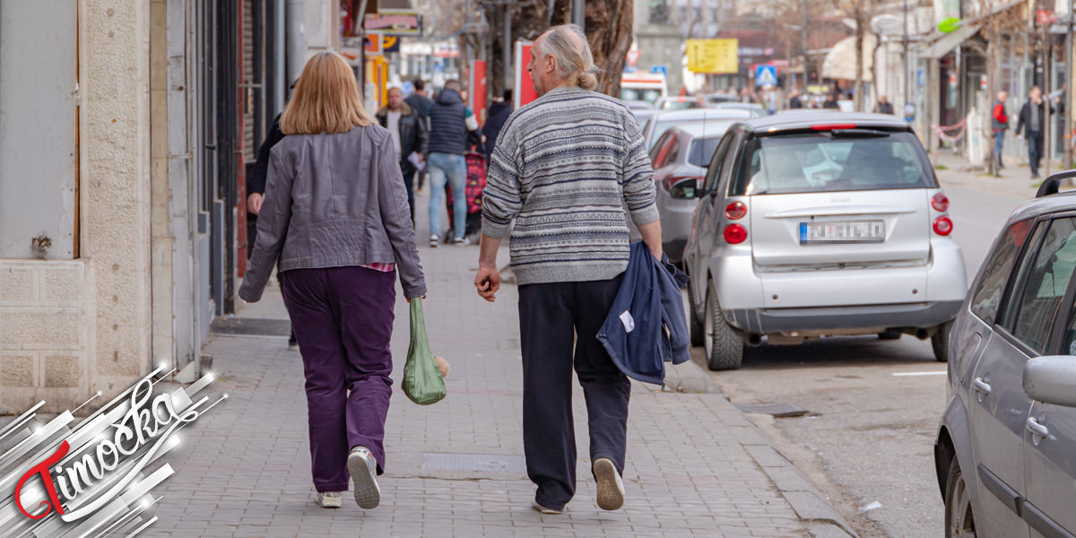 Град Зајечар – Људи шетају