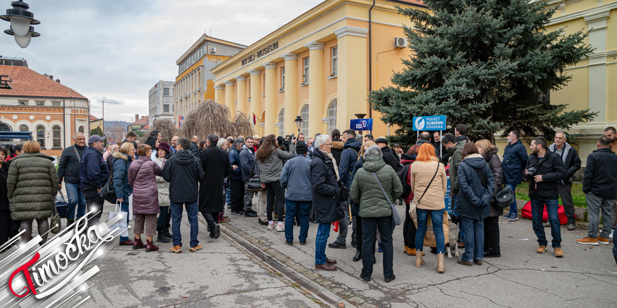 „Србија против насиља”: Мирослав Алексић и Павле Грбовић разговарали са грађанима Зајечара