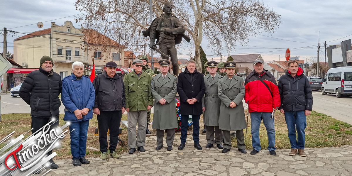 Полагањем венаца обележен Дан државности Србије у Зајечару